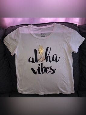 Island Sole ALOHA VIBES Golden Pineapple Tee T-Shirt White Hawaii Short Sleeve S